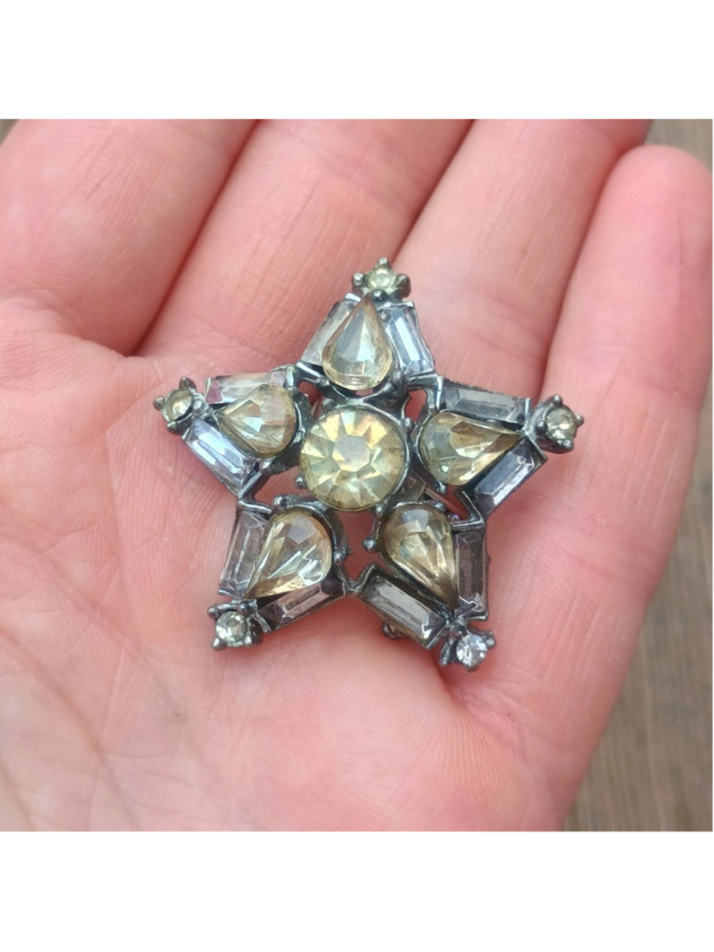 Vintage 1950s Gold Silver Rhinestone Star Brooch Pin